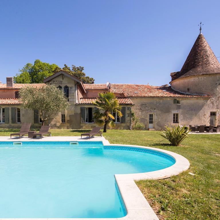 Chateau De Puyrigaud Bed & Breakfast Léoville Eksteriør bilde